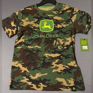 NWT Boys John Deere Camouflage Shirt